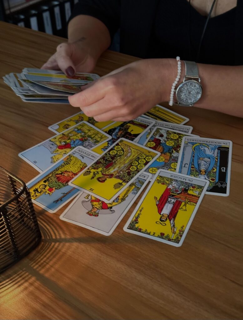 Tarot reading